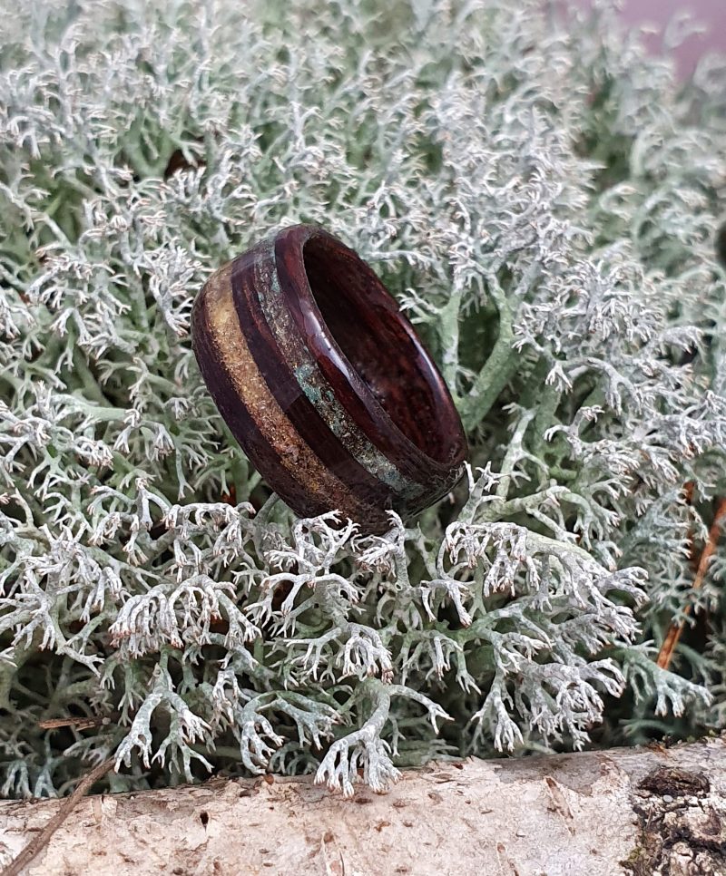 pierścionek z drewna wenge