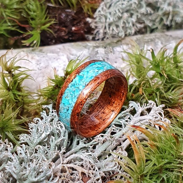 pierścionek z drewna sekwoi