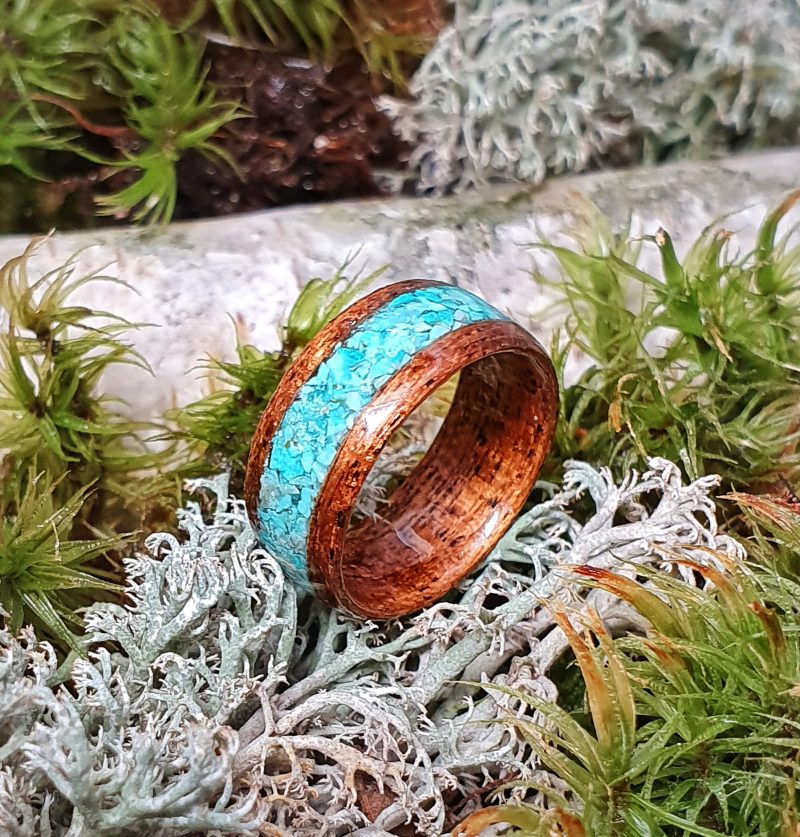 pierścionek z drewna sekwoi