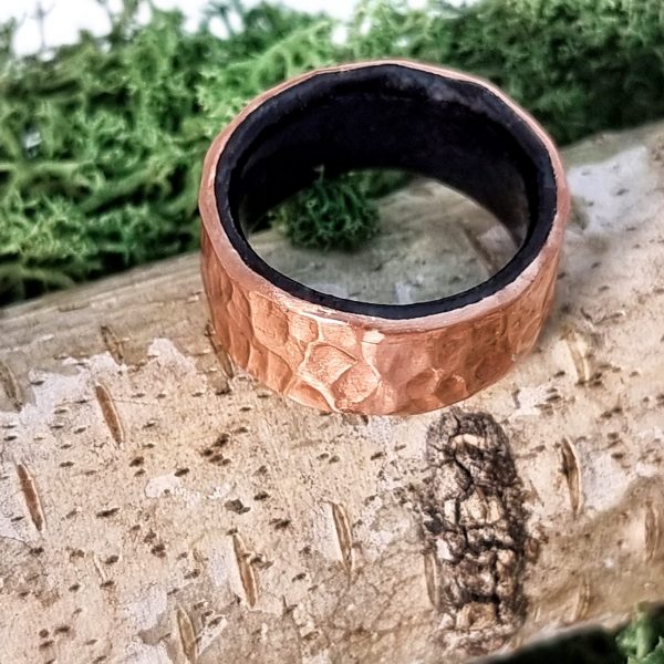 pierścionek z miedzi