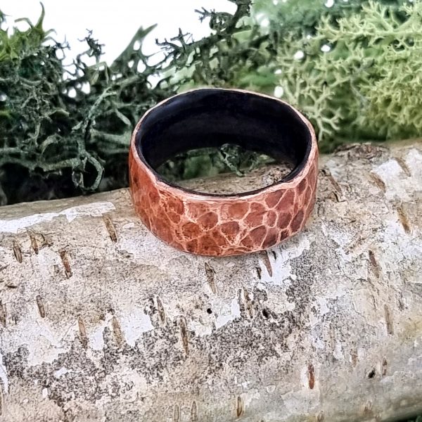 pierścionek z drewna